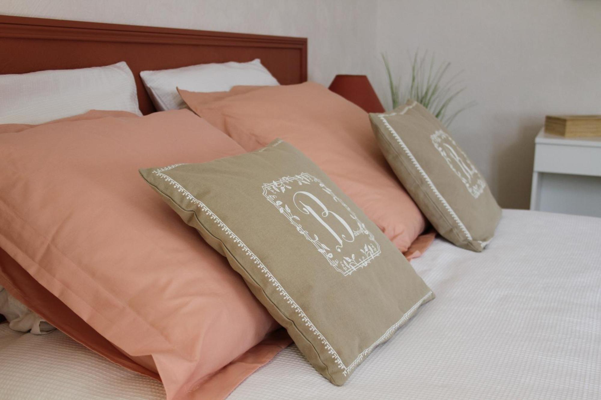 Chambres A La Maison Hermitage Aincourt 外观 照片